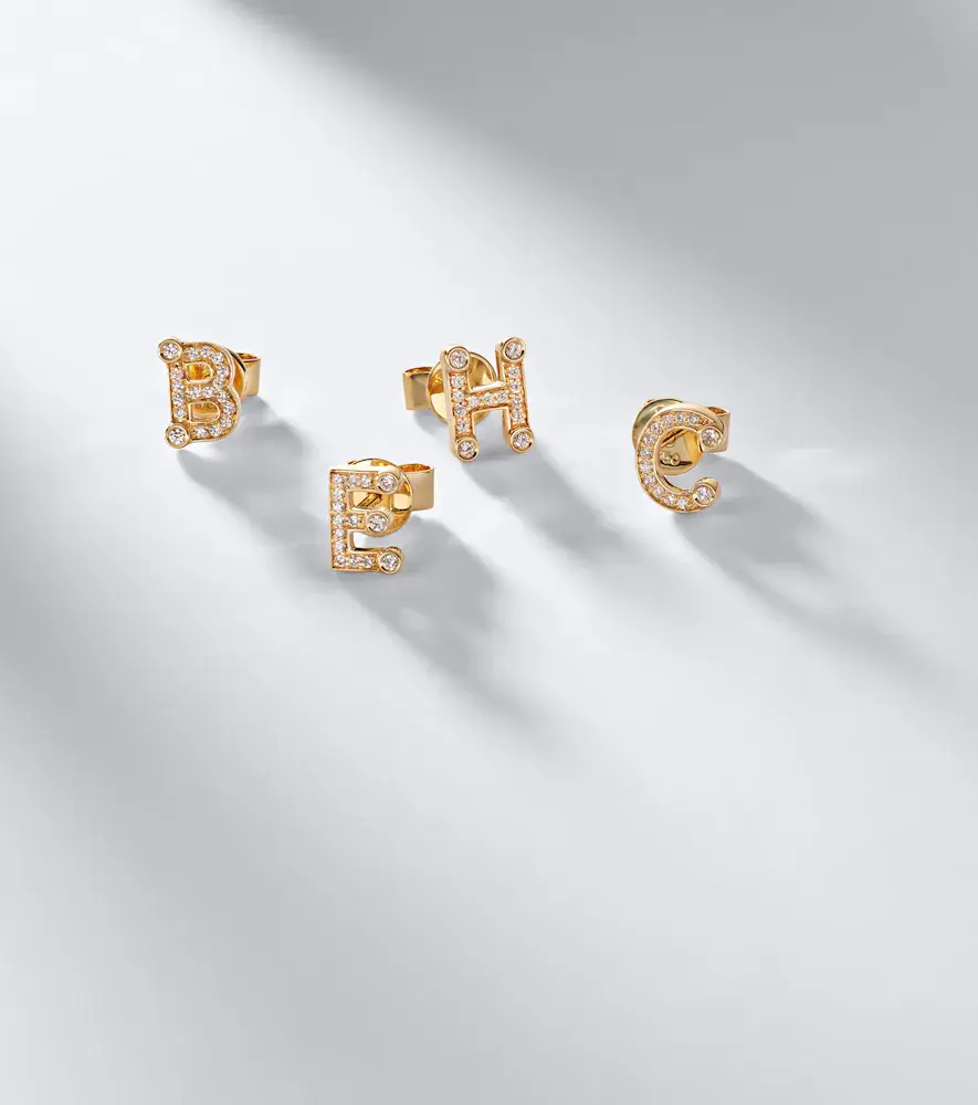 Sophie Bille Brahe Initial Petite E 18kt gold single earring with diamonds | Thumbnail 4 Sophie Bille Brahe Initial Petite E 18kt gold single earring with diamonds | Thumbnail 4