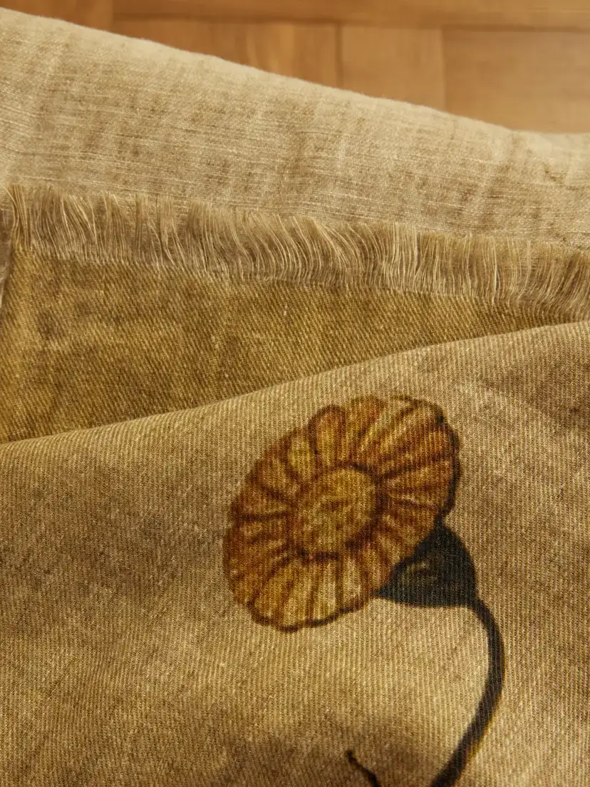 The House of Lyria Firmamento Fringed Linen And Cotton-blend Throw - Gold | Thumbnail 3 The House of Lyria Firmamento Fringed Linen And Cotton-blend Throw - Gold | Thumbnail 3