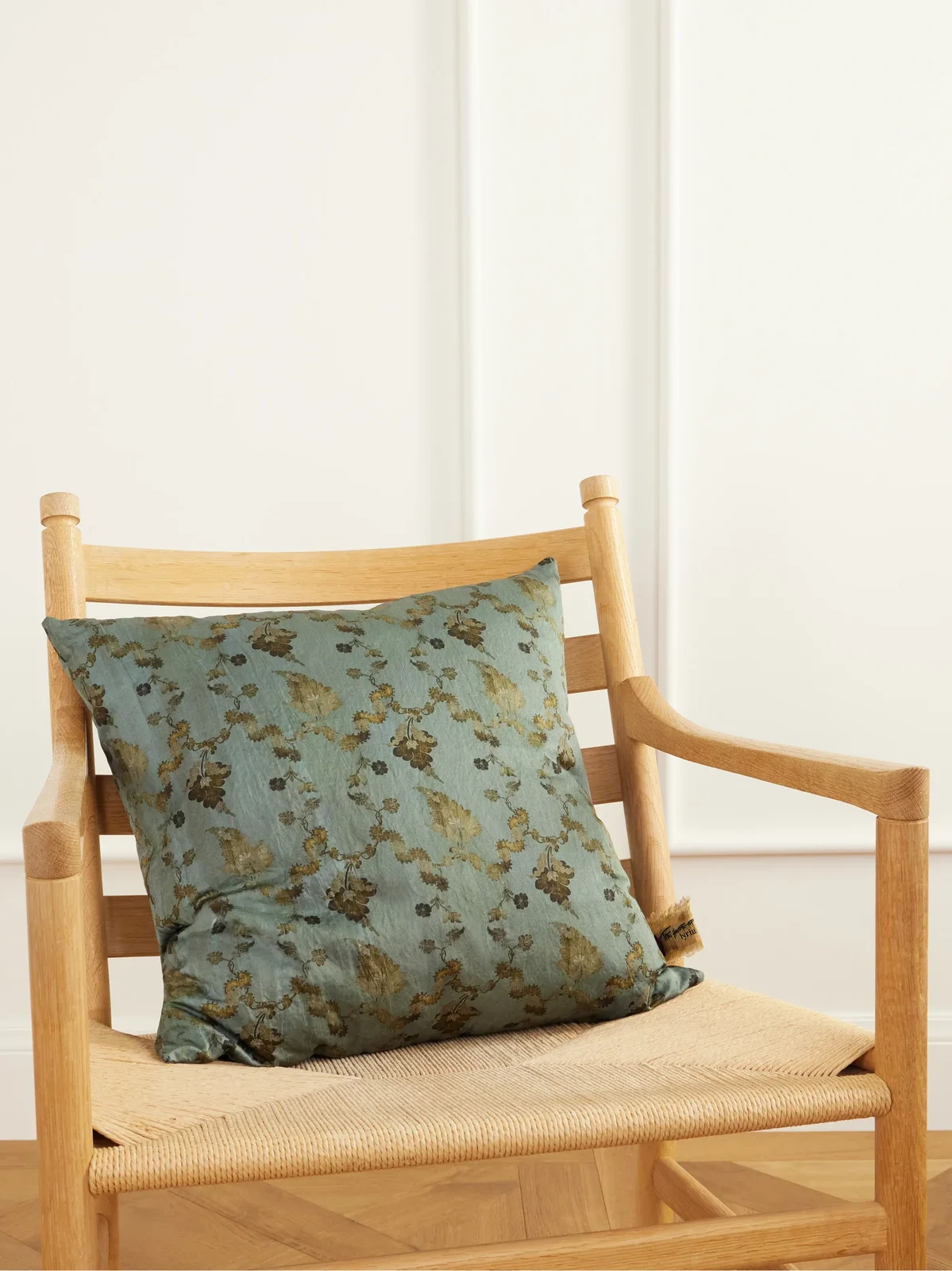 The House of Lyria Godolia Floral-print Metallic Woven Cushion