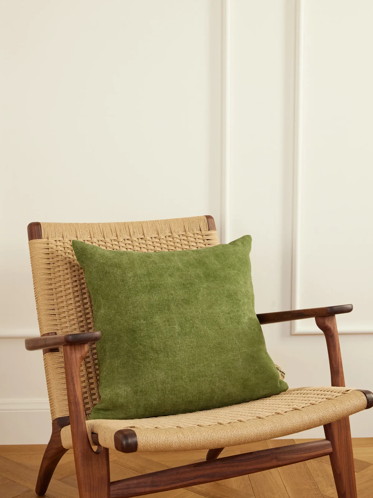 The House of Lyria Anesio Linen Cushion