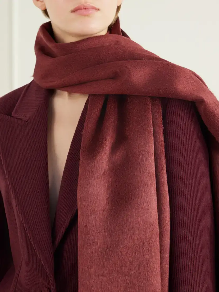 Gabriela Hearst Blaine Fringed Silk And Cashmere-blend Scarf | Thumbnail 3 Gabriela Hearst Blaine Fringed Silk And Cashmere-blend Scarf | Thumbnail 3