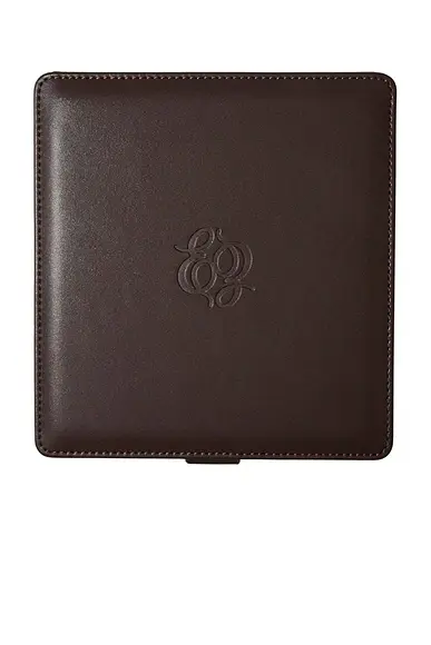 ETOILE COLLECTIVE Capsule Case | Image 1 ETOILE COLLECTIVE Capsule Case | Image 1