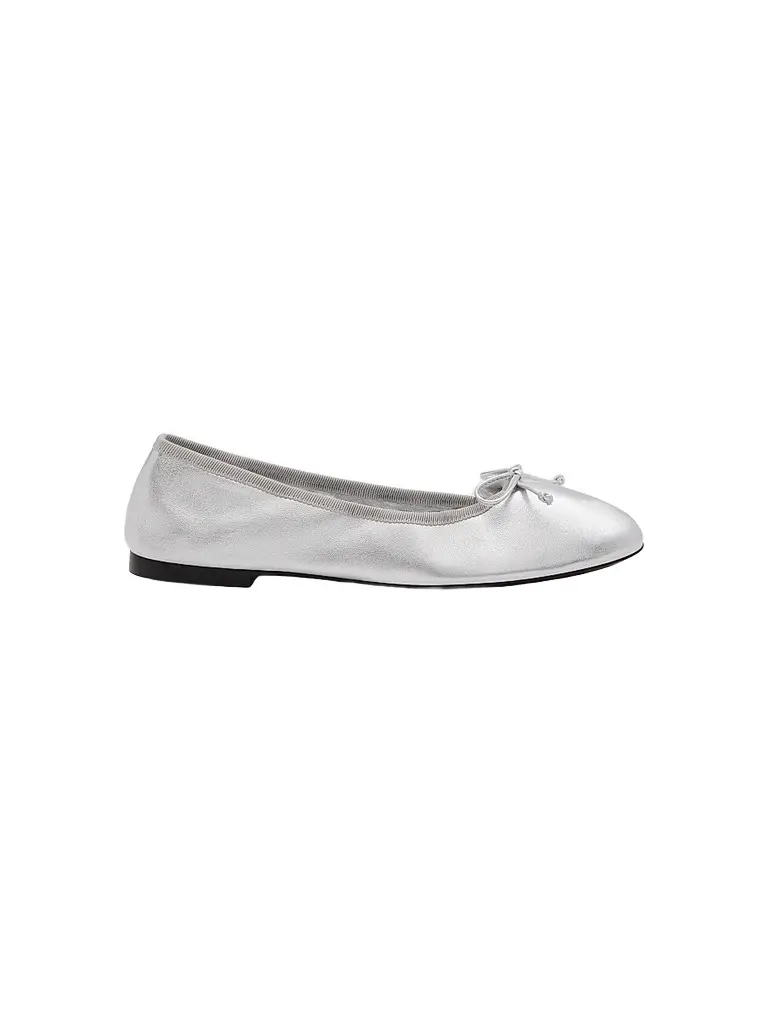 Stuart Weitzman Women's Nia Leather Ballerina Flats