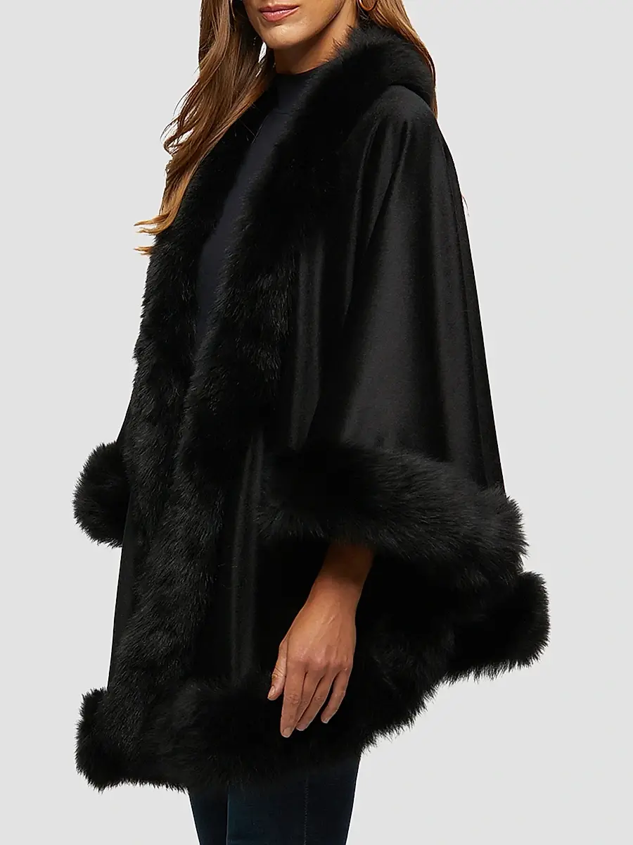 Gorski Women's Select Cashmere Capelet with Merinillo Shearling Lamb Trim | Thumbnail 3 Gorski Women's Select Cashmere Capelet with Merinillo Shearling Lamb Trim | Thumbnail 3