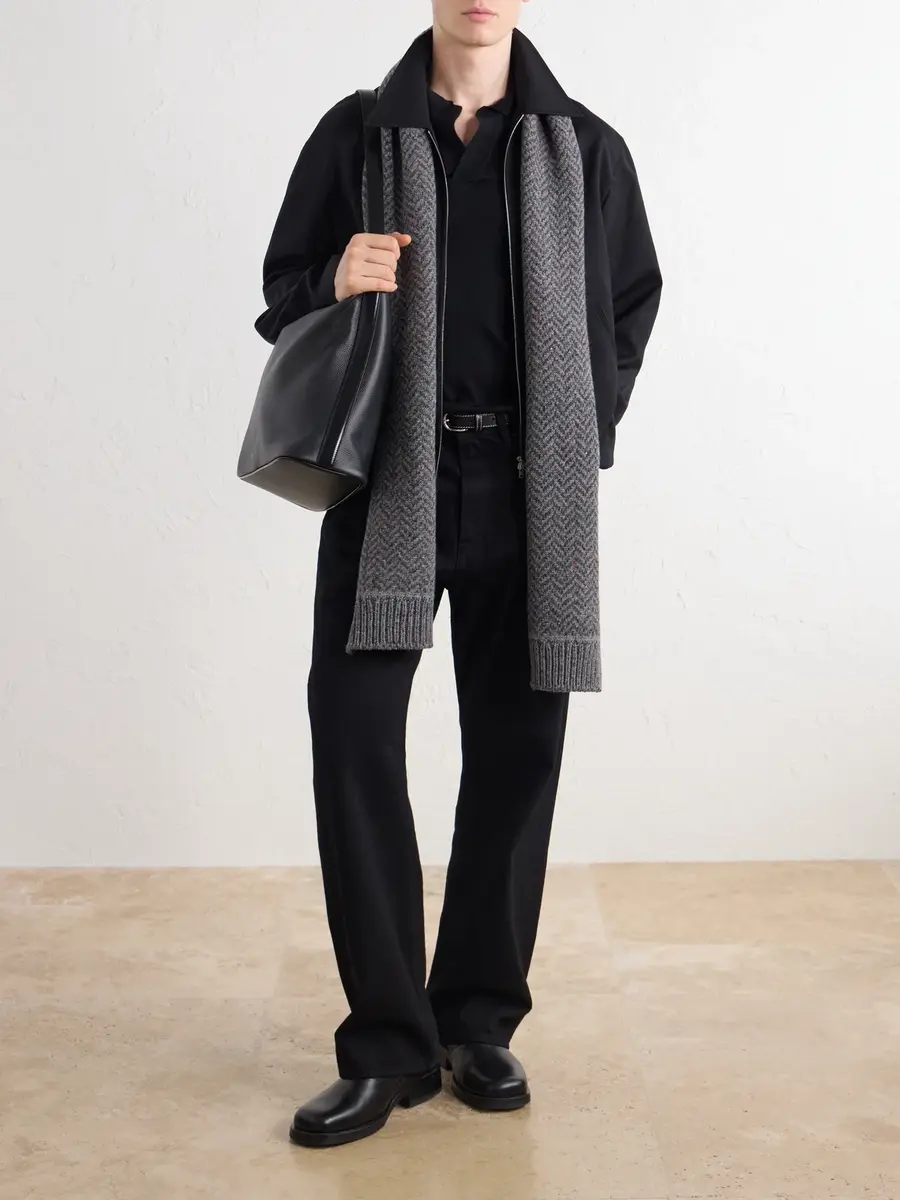 Gabriela Hearst Stanza Logo-Appliquéd Cashmere Scarf - Men | Thumbnail 2 Gabriela Hearst Stanza Logo-Appliquéd Cashmere Scarf - Men | Thumbnail 2