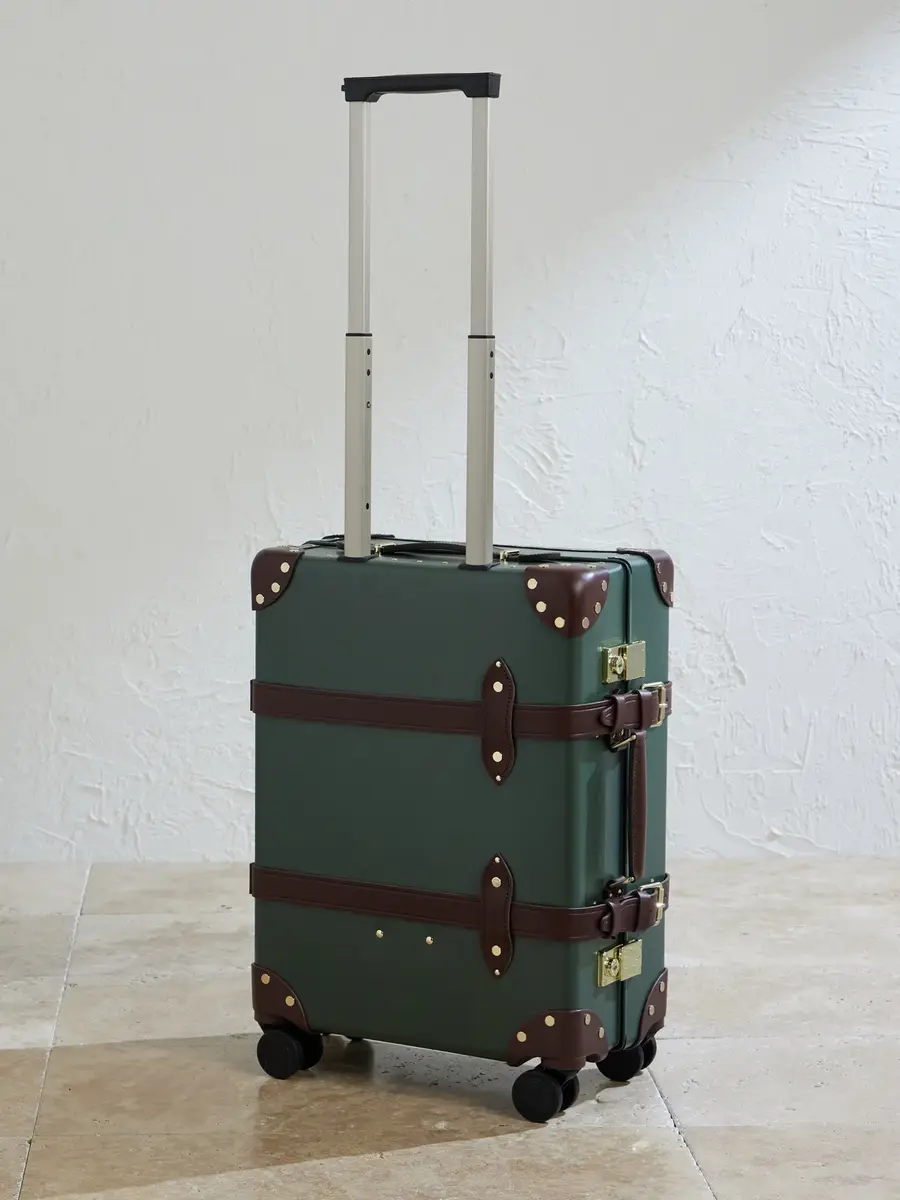 Globe-Trotter Centenary Leather Carry-On Suitcase - Men | Thumbnail 3 Globe-Trotter Centenary Leather Carry-On Suitcase - Men | Thumbnail 3