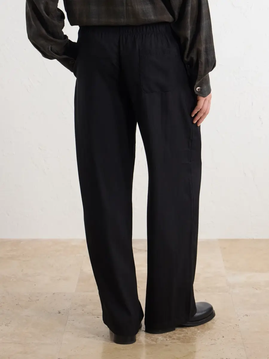 Our Legacy Wide-Leg Pleated TENCEL™ Lyocel-Blend Twill Trousers - Men | Thumbnail 4