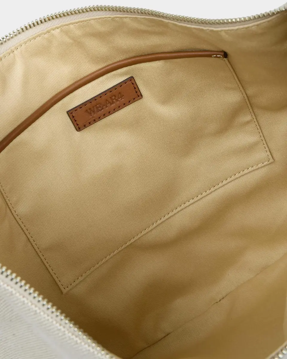 WE-AR4 The Swing Crescent Shoulder Bag | Thumbnail 3 WE-AR4 The Swing Crescent Shoulder Bag | Thumbnail 3