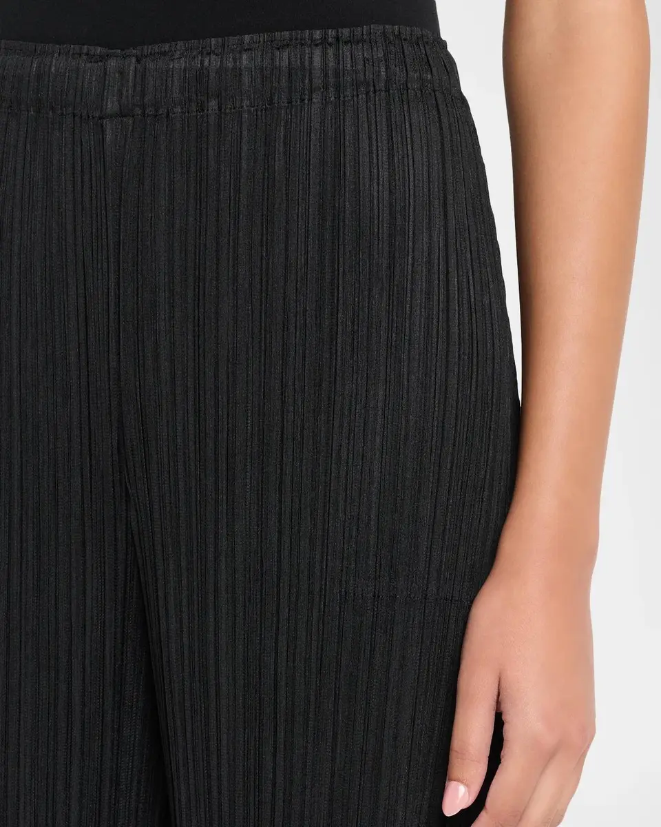 Issey Miyake Monthly Colors: July Pleated Wide-Leg Crop Pants | Thumbnail 5