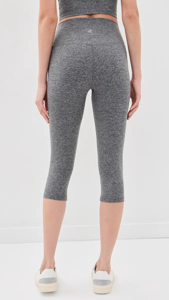 STRUT-THIS The Gigi Capri Leggings | Thumbnail 3