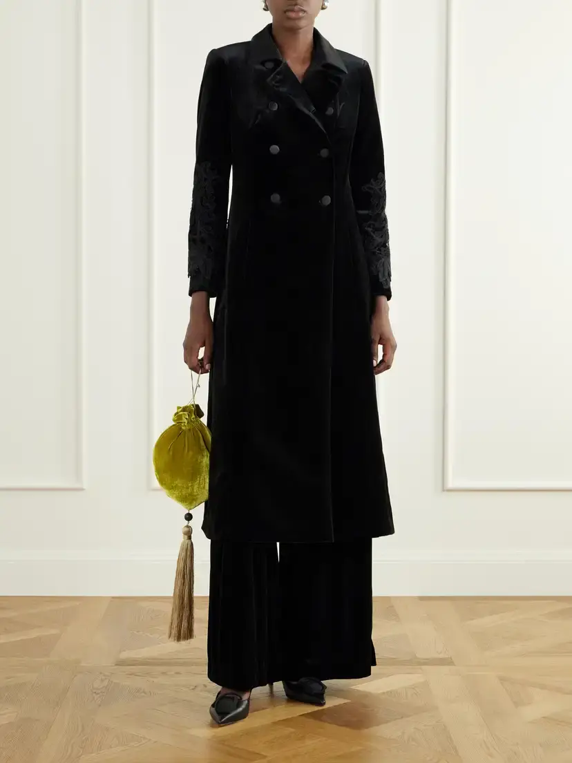 Loretta Caponi Rose Embroidered Velvet Coat | Thumbnail 2