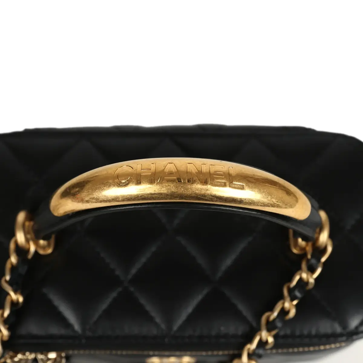 Chanel Chanel Small Top Handle Vanity Case with Chain Black Lambskin Antique Gold Hardware | Thumbnail 9 Chanel Chanel Small Top Handle Vanity Case with Chain Black Lambskin Antique Gold Hardware | Thumbnail 9