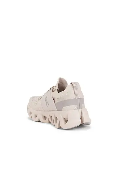 ON Cloudswift 4 Sneaker | Thumbnail 3 ON Cloudswift 4 Sneaker | Thumbnail 3