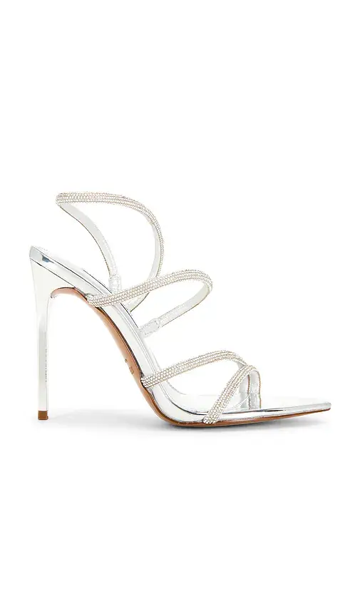 Steve Madden SYLO-R Sandal | Image 1 Steve Madden SYLO-R Sandal | Image 1