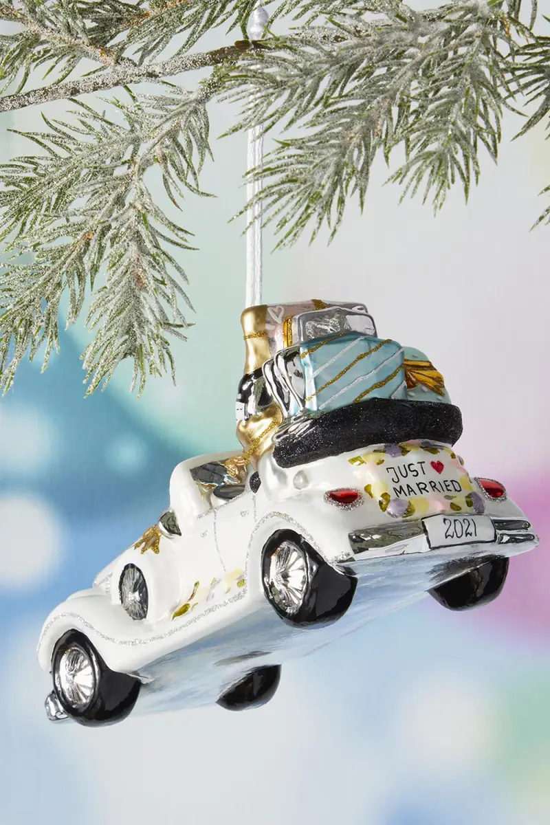 Exclusive Wedding Car Christmas Ornament | Thumbnail 4 Exclusive Wedding Car Christmas Ornament | Thumbnail 4