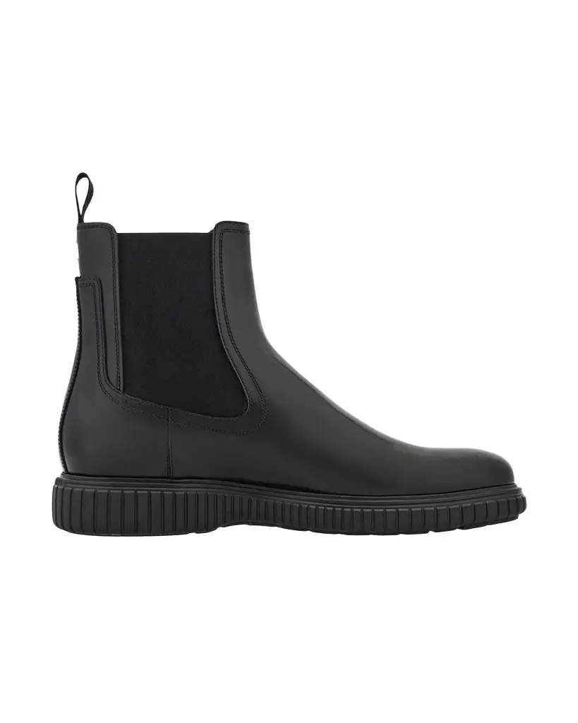 Ferragamo Men's Santo Leather Rubber-Sole Chelsea Boots | Image 1 Ferragamo Men's Santo Leather Rubber-Sole Chelsea Boots | Image 1