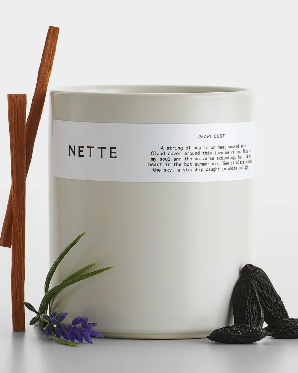 NETTE Pearl Dust Candle, 311 g | Thumbnail 2 NETTE Pearl Dust Candle, 311 g | Thumbnail 2