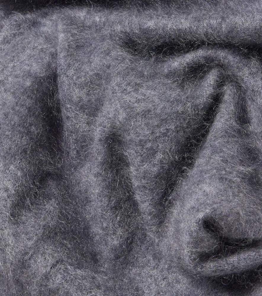 Lisa Yang Brushed cashmere scarf | Thumbnail 2