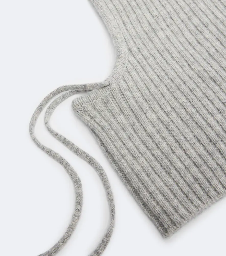 Yves Salomon Ribbed-knit cashmere balaclava | Thumbnail 2 Yves Salomon Ribbed-knit cashmere balaclava | Thumbnail 2