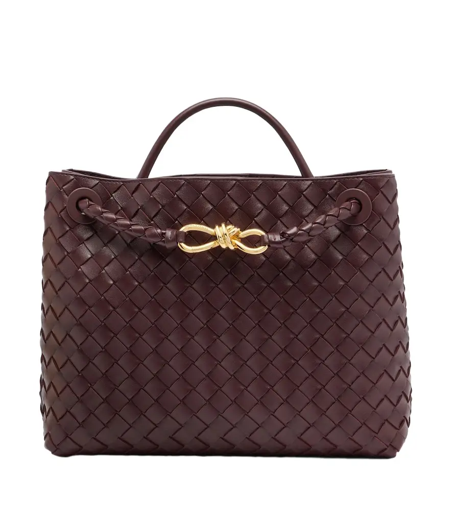 Bottega Veneta Andiamo Medium leather tote bag | Image 1 Bottega Veneta Andiamo Medium leather tote bag | Image 1