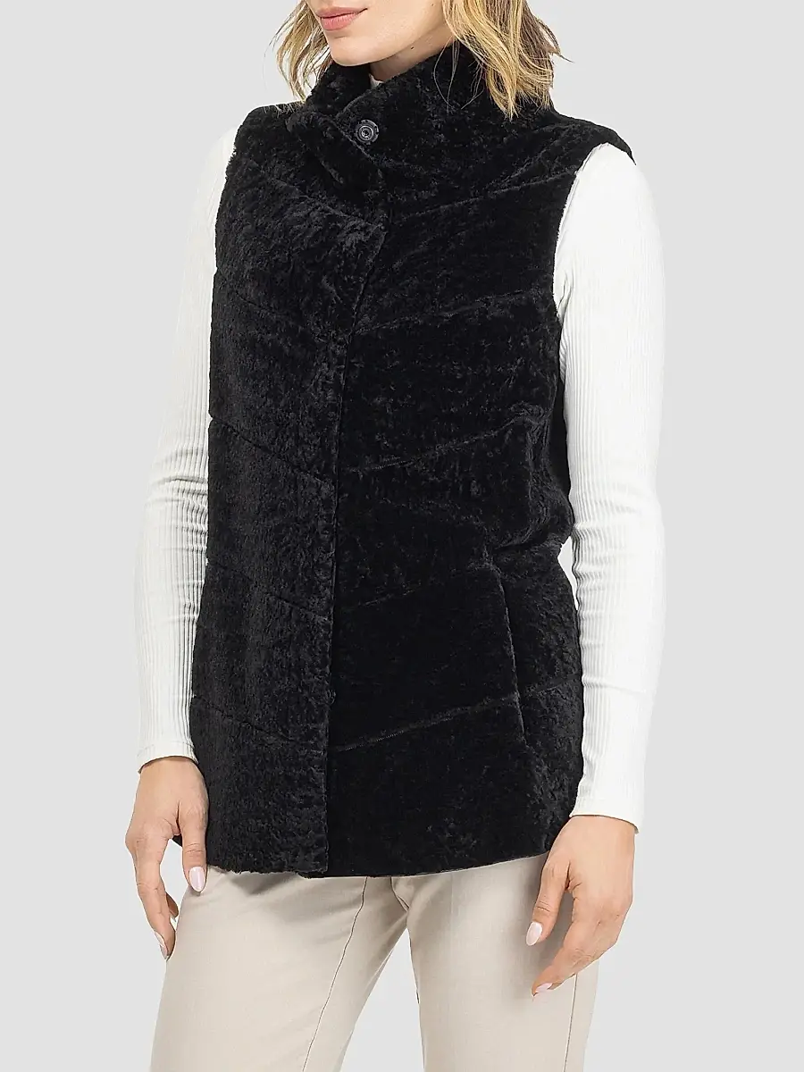 Gorski Women's Reversible Textured Shearling Lamb Vest | Thumbnail 5 Gorski Women's Reversible Textured Shearling Lamb Vest | Thumbnail 5