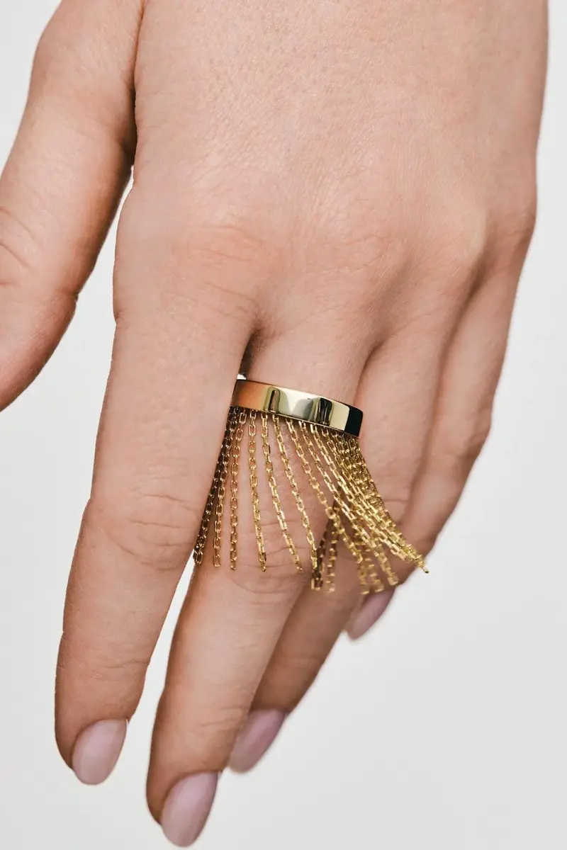 GUZEMA FINE JEWELRY Short Chainfall Ring | Thumbnail 3 GUZEMA FINE JEWELRY Short Chainfall Ring | Thumbnail 3