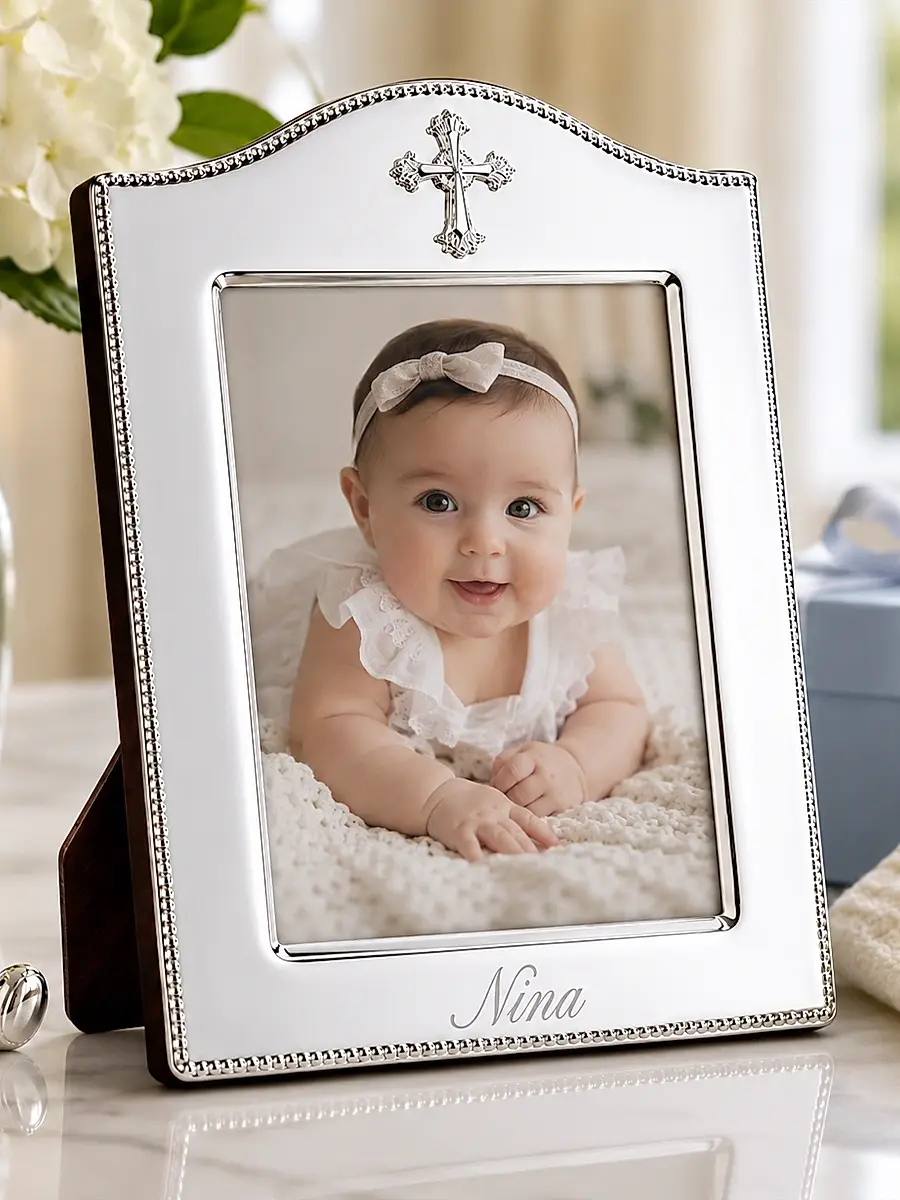 Cunill Cross 4" x 6" Sterling Silver Frame | Thumbnail 6 Cunill Cross 4" x 6" Sterling Silver Frame | Thumbnail 6