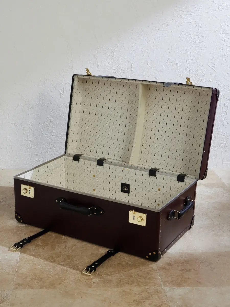 Globe-Trotter Steamer Leather Home Trunk - Men | Thumbnail 3 Globe-Trotter Steamer Leather Home Trunk - Men | Thumbnail 3