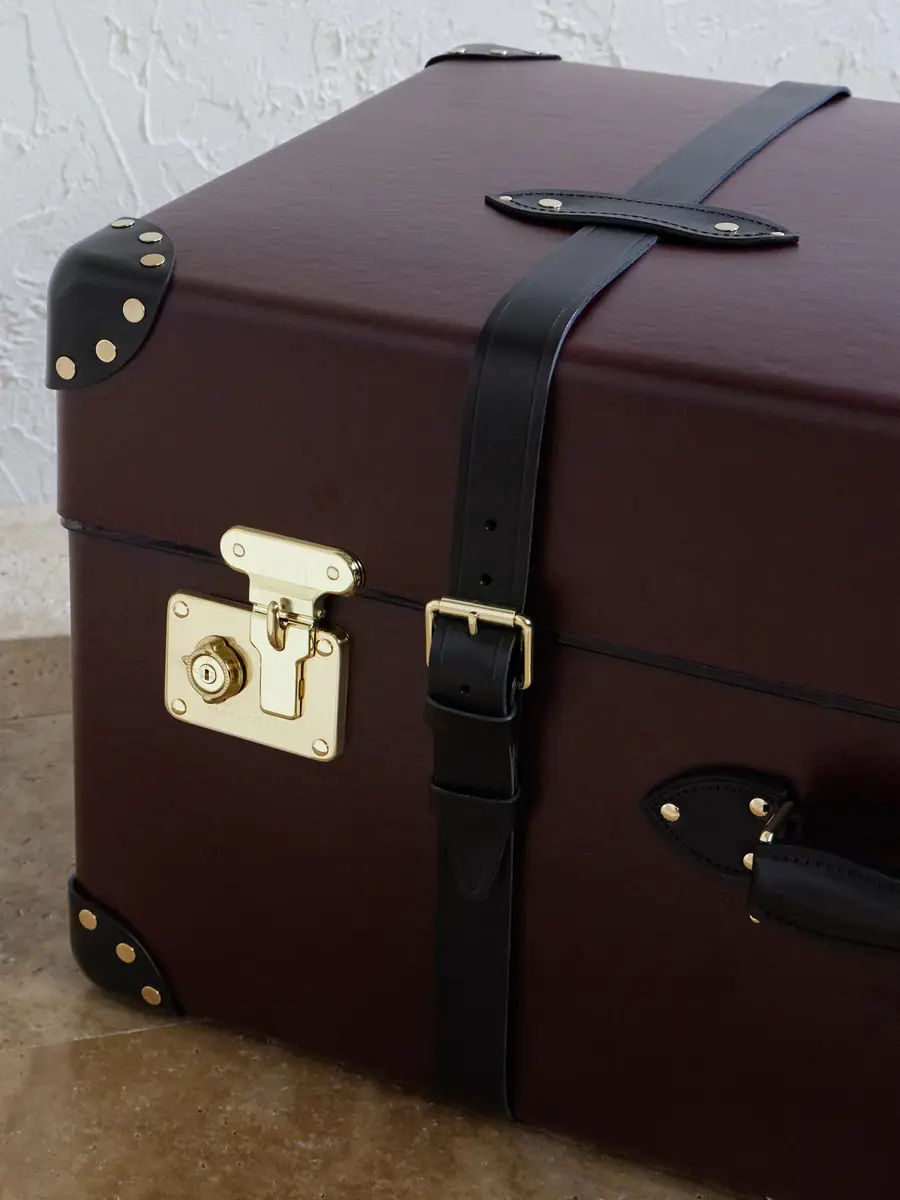 Globe-Trotter Steamer Leather Home Trunk - Men | Thumbnail 4 Globe-Trotter Steamer Leather Home Trunk - Men | Thumbnail 4