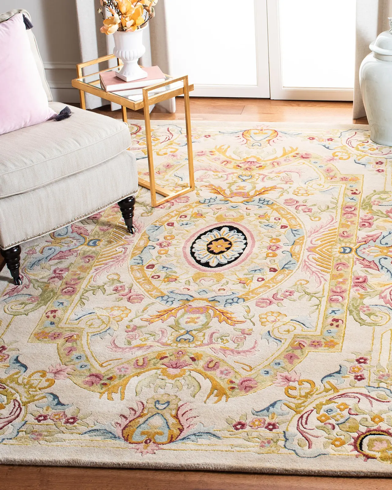 Safavieh Feather Medallion Rug