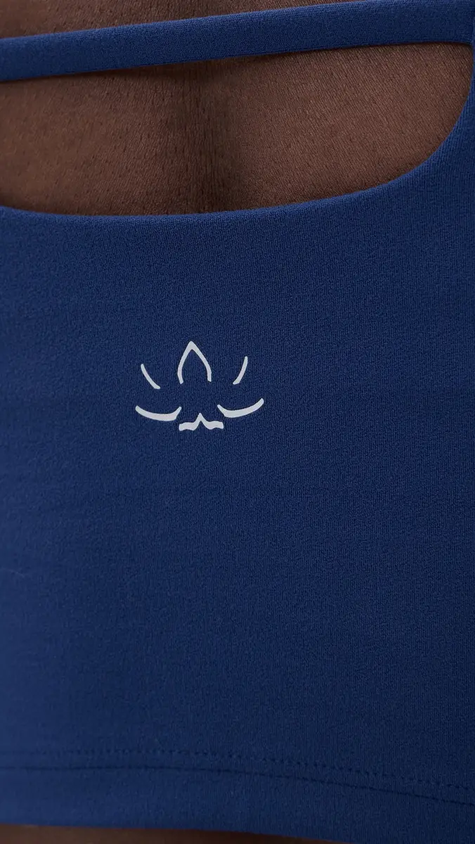 Beyond Yoga Glowzone Strappy Cropped Tank | Thumbnail 6 Beyond Yoga Glowzone Strappy Cropped Tank | Thumbnail 6