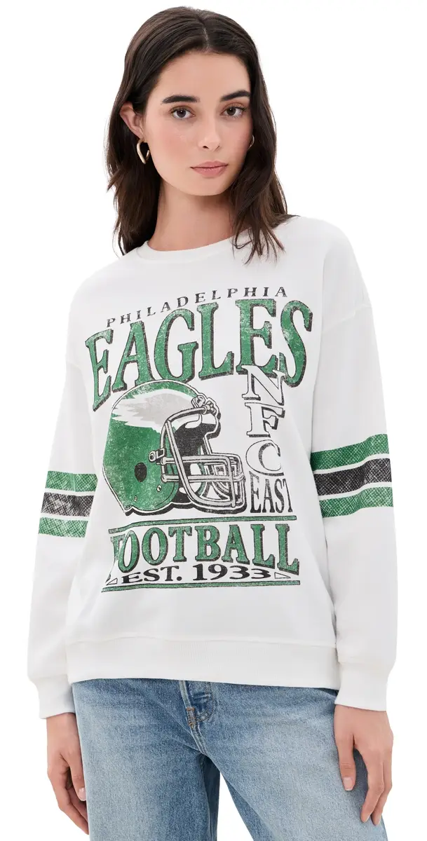 Junk Food Eagles Oversized triped Fleece Sweatshirt Vintage/Kelly | Image 1 Junk Food Eagles Oversized triped Fleece Sweatshirt Vintage/Kelly | Image 1