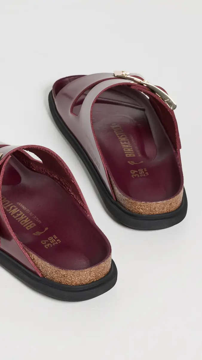 Birkenstock Arizona Droplet Buckle High Shine Sandals | Thumbnail 4 Birkenstock Arizona Droplet Buckle High Shine Sandals | Thumbnail 4