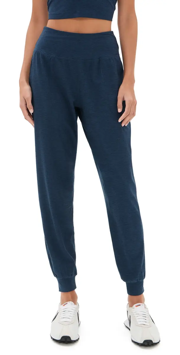 Beyond Yoga Spacedye Midi Joggers Nocturnal Navy | Image 1 Beyond Yoga Spacedye Midi Joggers Nocturnal Navy | Image 1