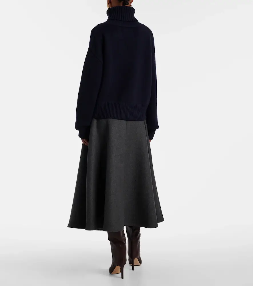 Extreme Cashmere Crop Xtra cashmere turtleneck sweater | Thumbnail 2 Extreme Cashmere Crop Xtra cashmere turtleneck sweater | Thumbnail 2