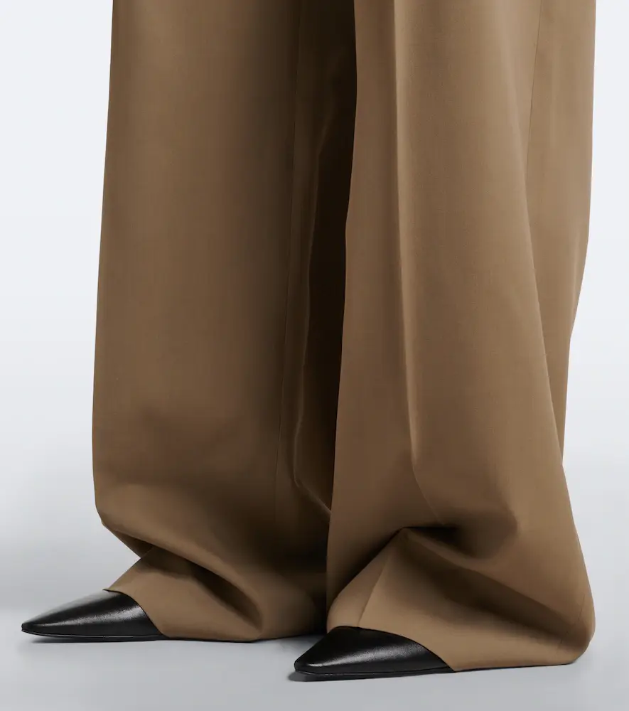 The Row Daniela pleated wool wide-leg pants | Thumbnail 3 The Row Daniela pleated wool wide-leg pants | Thumbnail 3