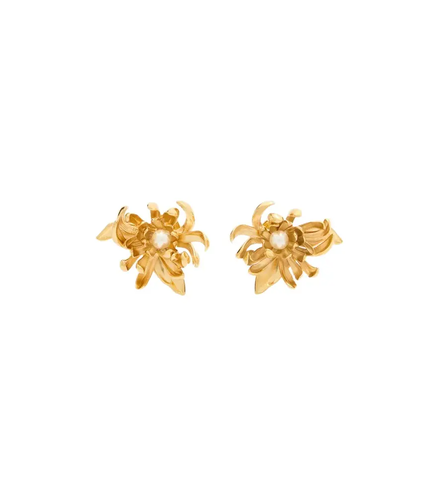 Oscar de la Renta Chrysanthemum faux-pearl stud earrings | Image 1 Oscar de la Renta Chrysanthemum faux-pearl stud earrings | Image 1