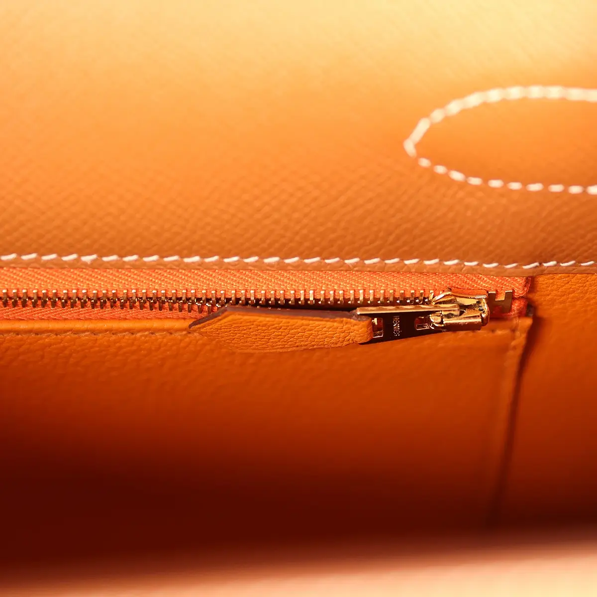 HERMÈS Hermes Special Order (HSS) Kelly Sellier 40 Gold Verso Epsom Brushed Gold Hardware | Thumbnail 9 HERMÈS Hermes Special Order (HSS) Kelly Sellier 40 Gold Verso Epsom Brushed Gold Hardware | Thumbnail 9