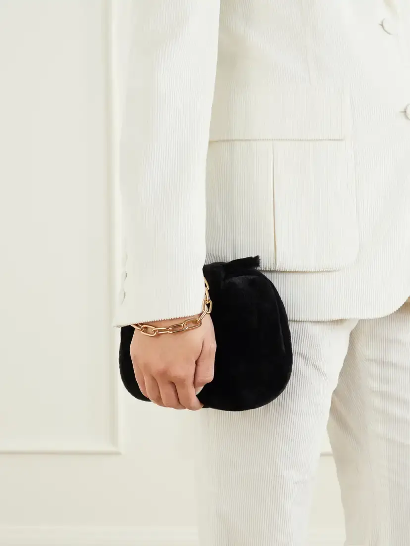 Gabriela Hearst Soft Demi Clutch In Black Shearling | Thumbnail 5