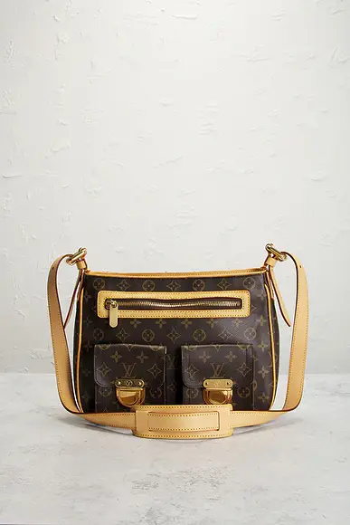 Louis Vuitton Monogram Hudson GM Shoulder Bag | Thumbnail 5 Louis Vuitton Monogram Hudson GM Shoulder Bag | Thumbnail 5