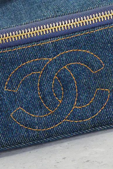 Chanel Chanel Denim Vanity Case | Thumbnail 6 Chanel Chanel Denim Vanity Case | Thumbnail 6