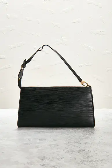 Louis Vuitton Epi Pochette Accessoires 24 Shoulder Bag | Thumbnail 3 Louis Vuitton Epi Pochette Accessoires 24 Shoulder Bag | Thumbnail 3