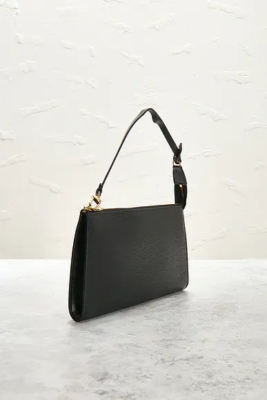 Louis Vuitton Epi Pochette Accessoires 24 Shoulder Bag | Thumbnail 4 Louis Vuitton Epi Pochette Accessoires 24 Shoulder Bag | Thumbnail 4