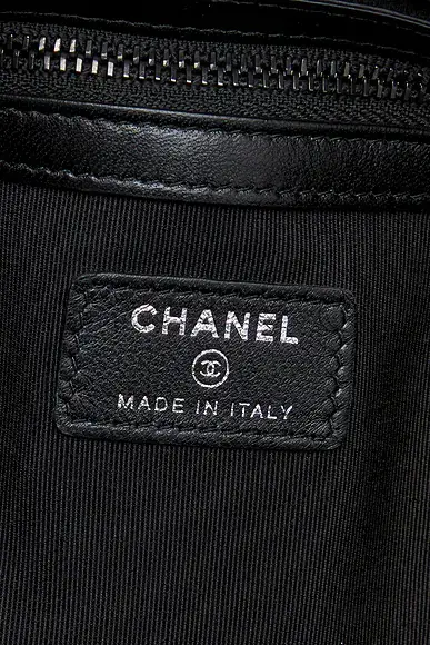 Chanel Chanel Lambskin Boy O Case Clutch | Thumbnail 5 Chanel Chanel Lambskin Boy O Case Clutch | Thumbnail 5