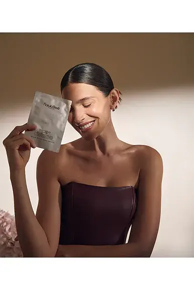 Natura Bissé Diamond Extreme Molecular Acid4 Peel-Mask 8 Pac | Thumbnail 2 Natura Bissé Diamond Extreme Molecular Acid4 Peel-Mask 8 Pac | Thumbnail 2