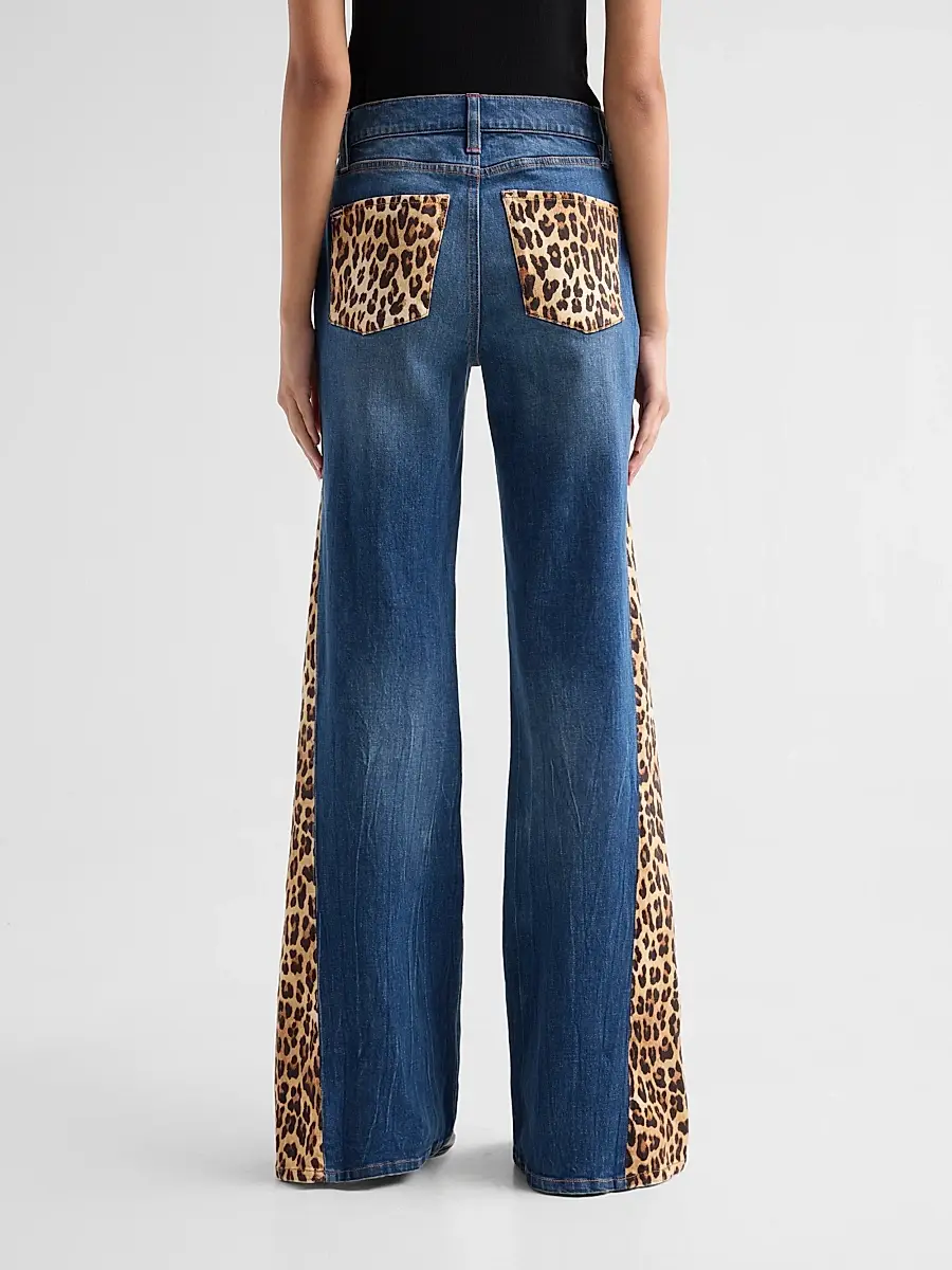 Alice + Olivia Women's Leopard Godet Wide-Leg Flare Jeans | Thumbnail 3