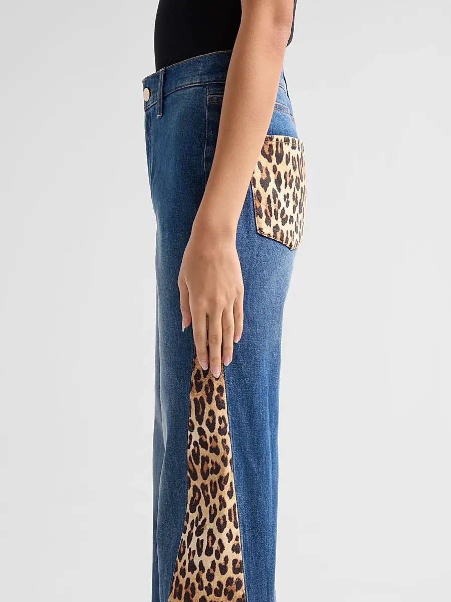 Alice + Olivia Women's Leopard Godet Wide-Leg Flare Jeans | Thumbnail 5