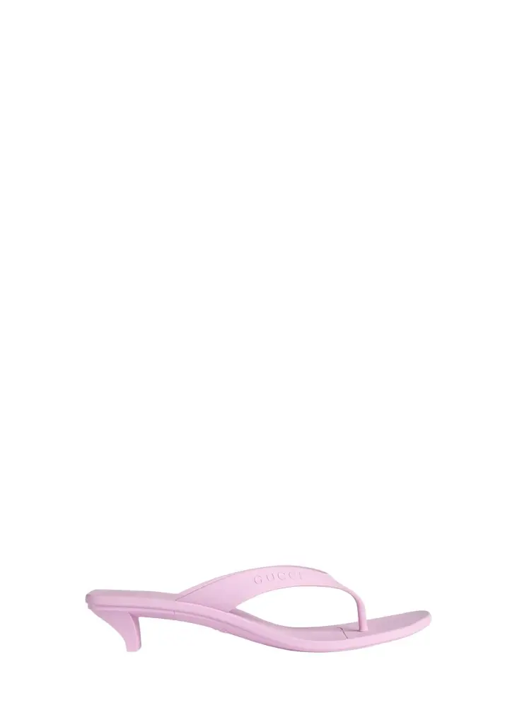 Gucci 35mm Vittoria Rubber Thong Sandals | Image 1 Gucci 35mm Vittoria Rubber Thong Sandals | Image 1
