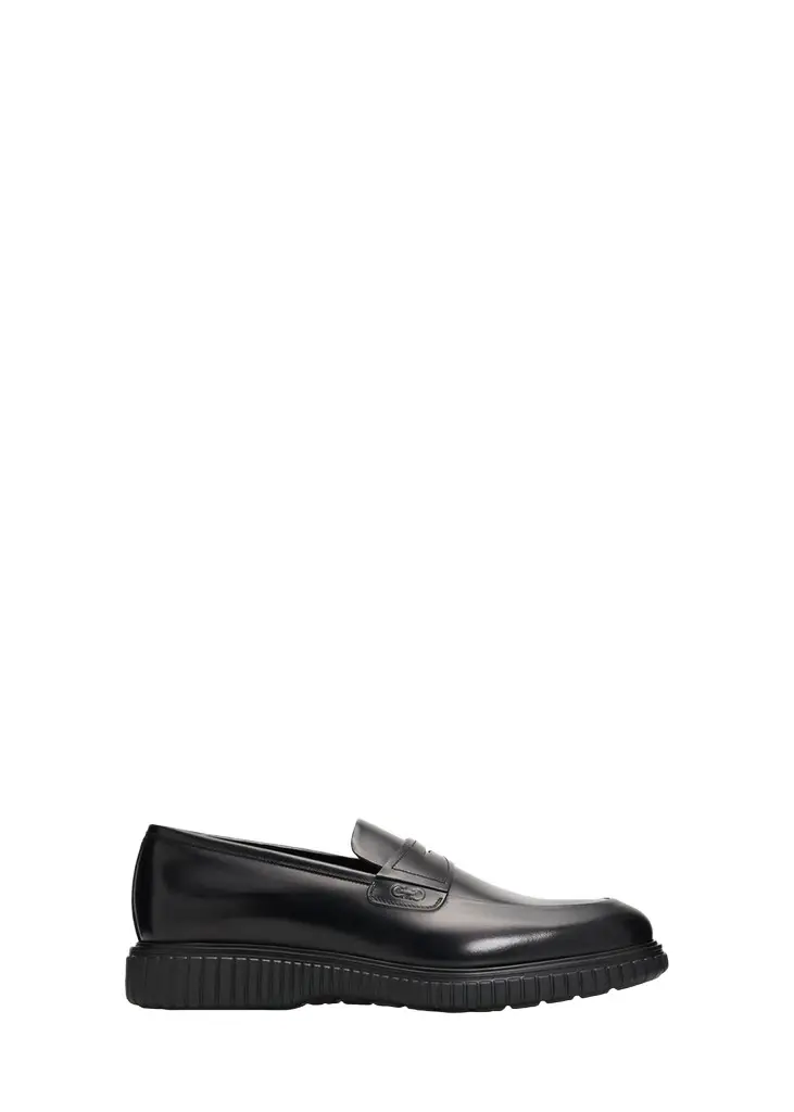 Ferragamo Men's Leather Rubber-Sole Penny Loafers | Image 1 Ferragamo Men's Leather Rubber-Sole Penny Loafers | Image 1