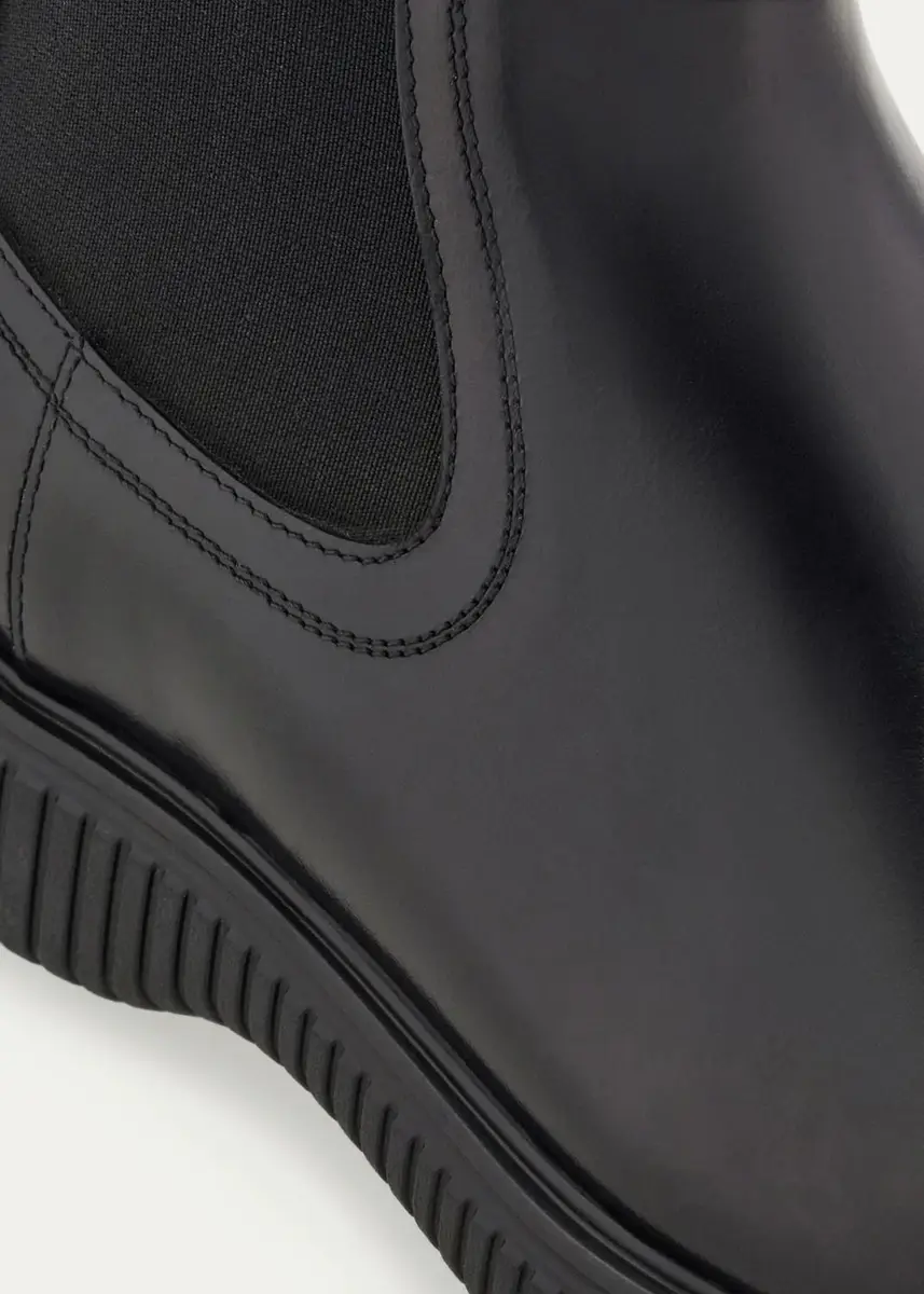 Ferragamo Men's Leather Rubber-Sole Chelsea Boots | Thumbnail 3 Ferragamo Men's Leather Rubber-Sole Chelsea Boots | Thumbnail 3